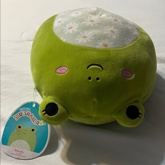 Wendy Squishmallows Green Frog Stuffed Animal - Picture 6 of 7